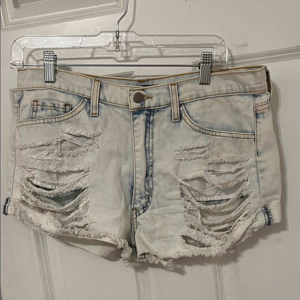 Vintage hard to find Forever 21 Light Wash Distressed Jean Shorts